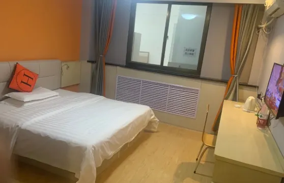 7天連鎖酒店（平涼解放路十字店）