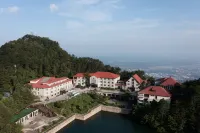 廬山蓮花台花園度假飯店 廬山市溫泉旅遊度假區管理委員會附近的飯店