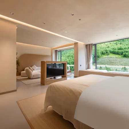 Buyan · Four Seasons Oxygen Mountain Residence (Siguniang Mountain Scenic Area Branch)