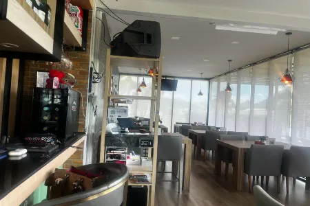 Hideaway Private Residence Near Rajjaprabha Dam Отели рядом с достопримечательностью «Ratchaprapha»