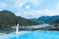 Shaoguan Ruyuan Lanshanyuan LN Dongfang Hot Spring Hotel - Hot Springs