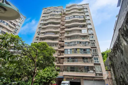 Yu Nian City Homestay (Chongqing Jiangbei International Airport T2 Terminal Subway Station Store)