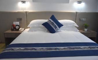 Jinan Laiwu Dachuang Hotel (Shancai University Yanshan College)