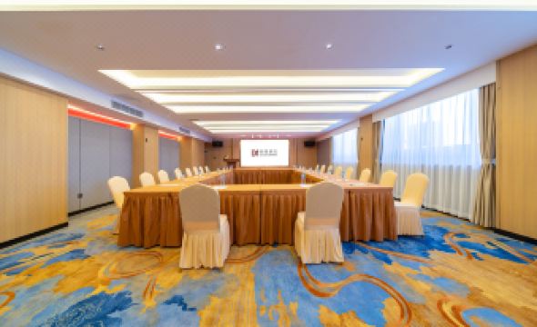 Borrman Hotel (Foshan Guangfo Road Jiazhu Plaza)