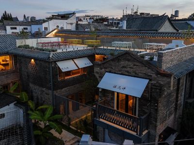 Shen Jixu Homestay (Jianshui Ancient Town Confucian Temple)