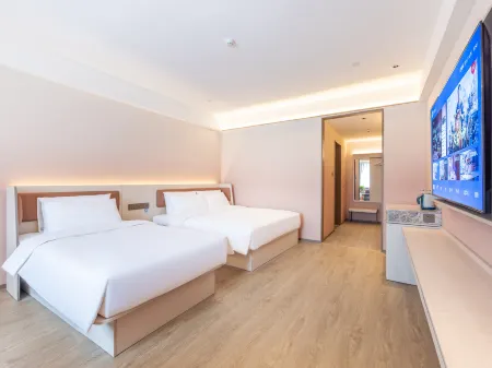 Lanzhou  Zhiyu   Hotel Отели рядом с достопримечательностью «Lanzhou University of Technology (Pengjiaping Campus)»