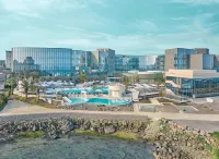 Shilla Stay Plus Iho Tewoo Ocean Front Hotel di Jeju