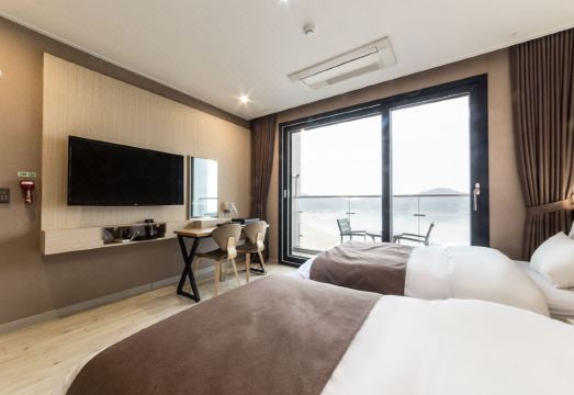 더 프린스 호텔