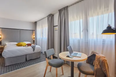 Odalys City Aix en Provence l'Atrium Hotels near Carrieres de Bibemus