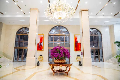 Auspicious Hotel Public Areas Photos