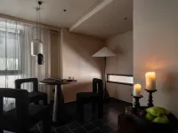 qianhuanflowershejishiyeshedujiajiudian