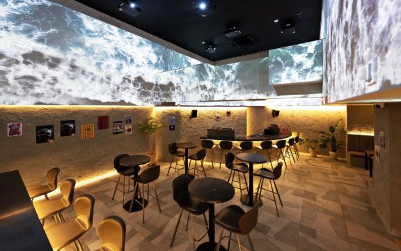 오로시에 호텔 객실 내부