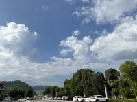 Tianlu Hotel - parking