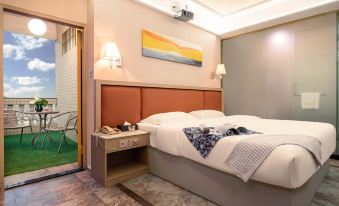 Weike Hotel
