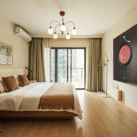 YunQiShi Boutique Homestay(Taikoo Li Branch)