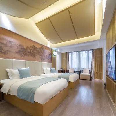 CLOUDS   MOUNTAIN  VILLA Hotels near Qinghe Square