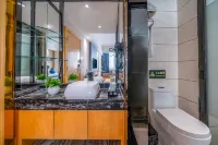GeLi Hotel (Cenxi People's Hospital Bus Terminal) - 주차장