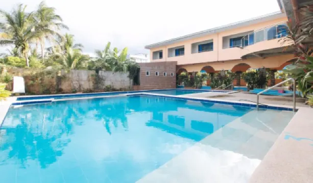 Reddoorz Plus near Municipality of Luisiana Laguna