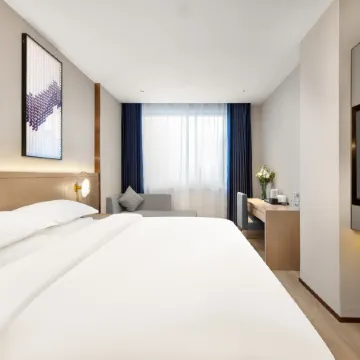 Boman Hotel (Baoding West Street Railway Station Store)