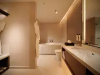 DoubleTree by Hilton Shah Alam I-City Отели рядом с достопримечательностью «Парк «СноУолк»»