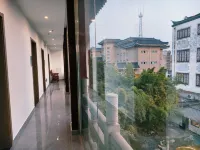 Shuizhuju Small Qinhuai Hotel (Yangzhou Geyuan Dongguan Street) - Romantische
