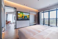 Clam Town Seawater Hot Spring Resort Hotel