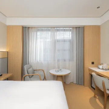 JI Hotel (Shenzhen Pingshan Railway Station Baolong Subway Station) Отели рядом с достопримечательностью «Biadi Share Co. ООО.»