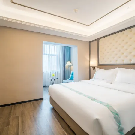 Xana Hotelle Hotel (Kashgar Old City Scenic Area People's Square)