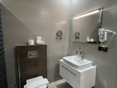 Al Yarmouk International Hotel Hotels in Baghdad