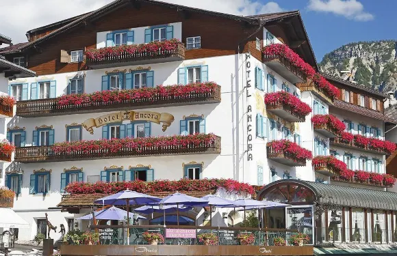 科爾蒂納的安科拉