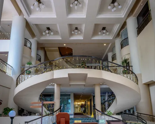 Rainbow Paradise Beach Resort by LWE Öffentliche Flächen Photos