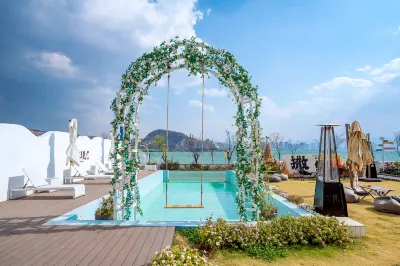 Sunrise Heart Sea·Sea View Designer Beautiful Homestay (Dali Erhai Ideal State Branch) Hotels near Dali Fengyi Airport