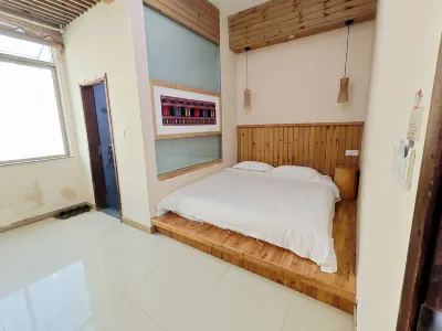 Wenchang Yunxia Loushang Homestay Hotels in Tongguling National Nature Reserve