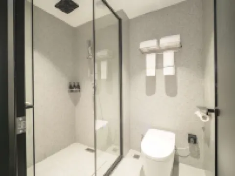 City Comfort Inn Hotel (De'an Chaoyang Pedestrian Street) Hotels in De'an