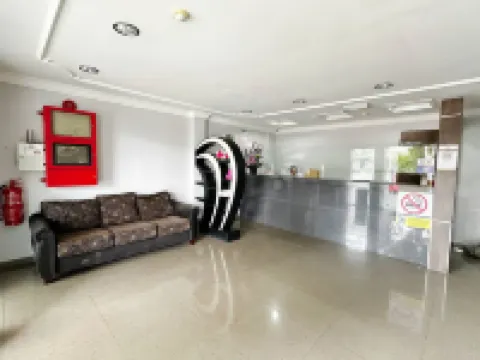 Hotel O Tasik Utama Hotel di Ayer Keroh