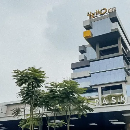 Yello Hotel Paskal Bandung