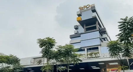 Yello Hotel Paskal Bandung