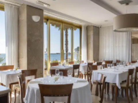 B&B Hotel Diano Marina Palace Hotels in Province of Imperia
