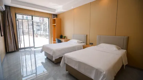 Zuo Lin You She Hotel