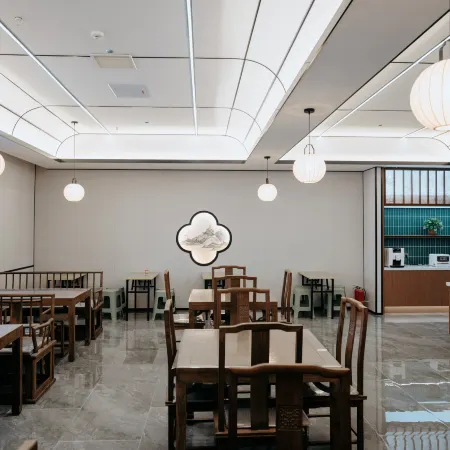 Moshang Hotel