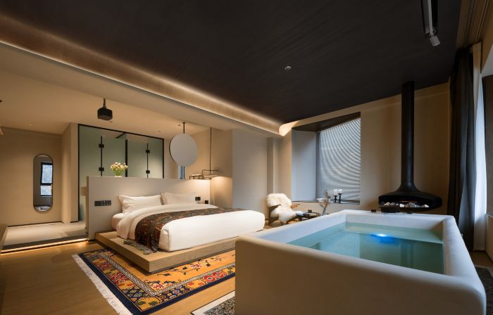 Kangding Suonanzhi · Lantree Tibetan-style Private Hot Spring Boutique Inn