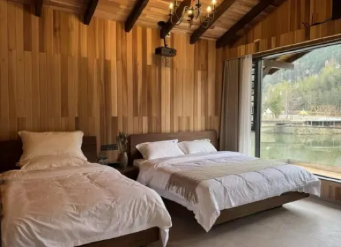 Chongyi Luwan Hot Spring Homestay