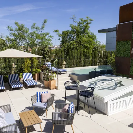 Cavalta Boutique Hotel GL Отели рядом с достопримечательностью «Район Триана»
