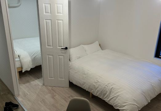 더 북 라운지 호텔 카니의 북 라운지 이미지