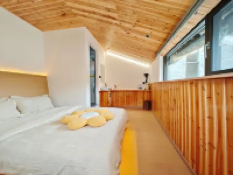 Huangyao Yuanfang Dejia Guest House