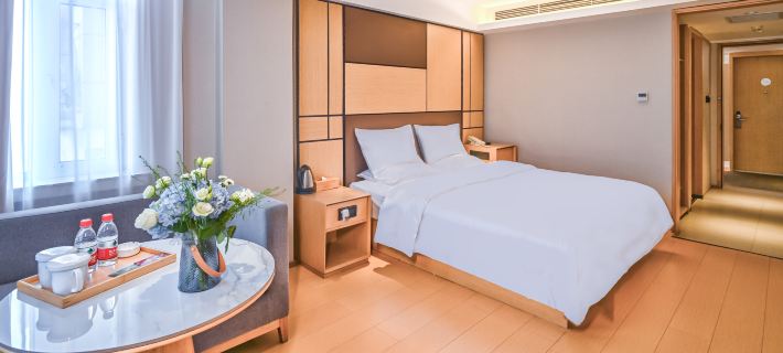 BF Express Hotel (Daqing Tieren Square) Hoteles en Daqing