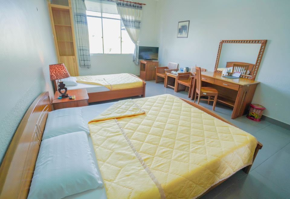 HOA BINH 2 HOTEL