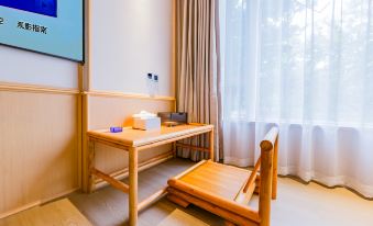 Junxi Theme Hotel