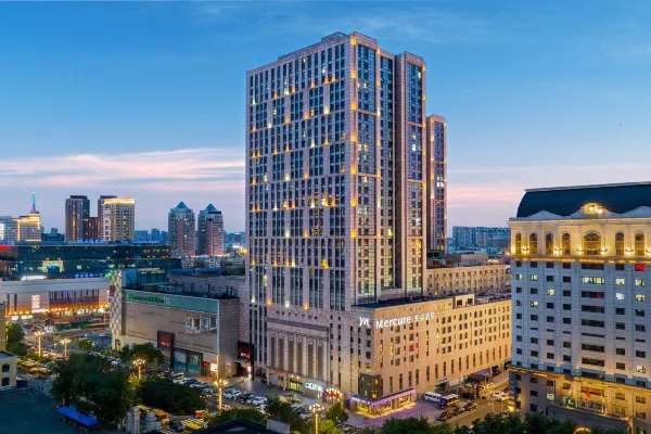 ハルビン中央大通り索菲亞Mercureホテルの外観の様子