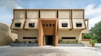 Dunhuang Qinxiangge Inn